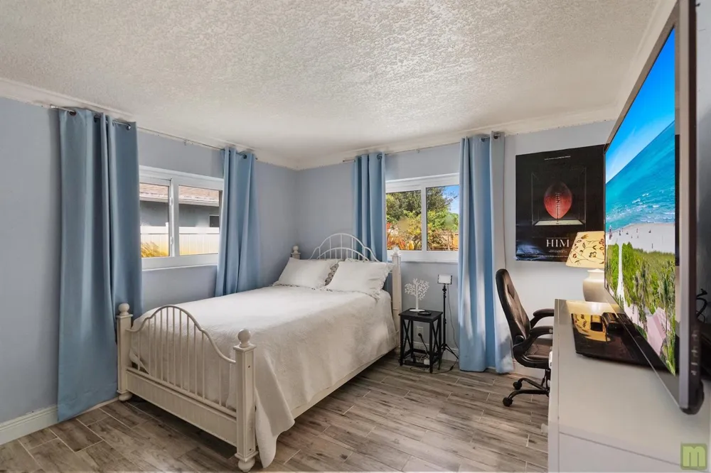 291 Lake Drive Coconut Creek, FL 33066