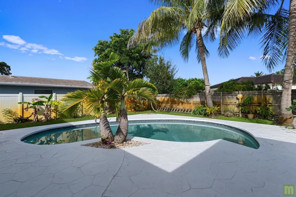 291 Lake Drive Coconut Creek, FL 33066