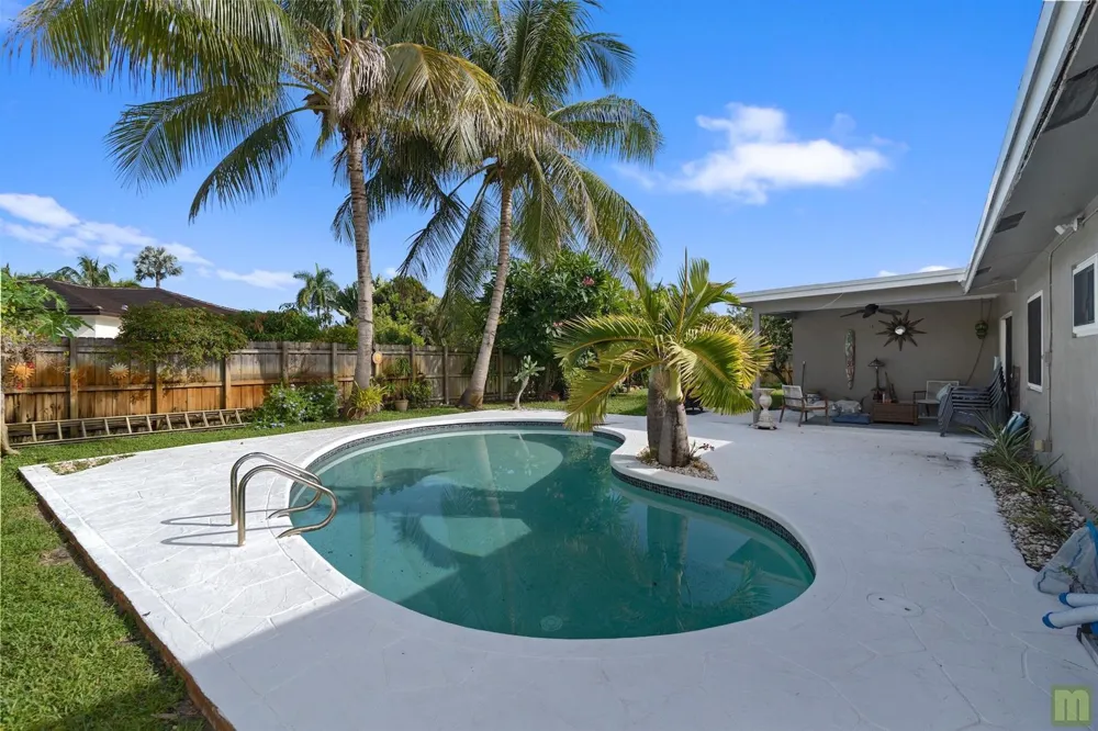 291 Lake Drive Coconut Creek, FL 33066