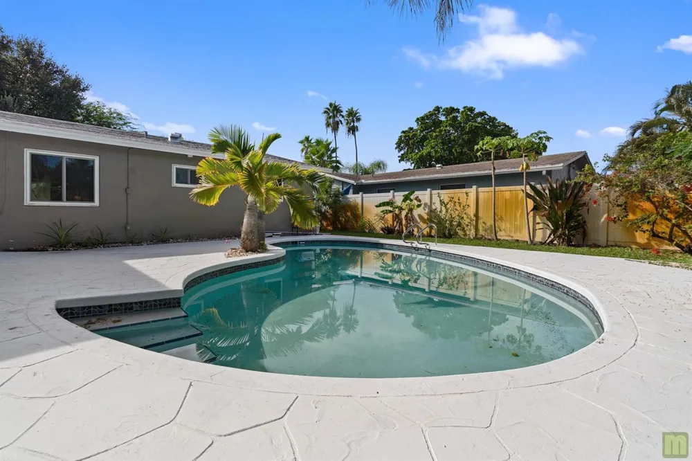 291 Lake Drive Coconut Creek, FL 33066
