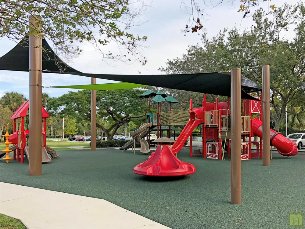 291 Lake Drive Coconut Creek, FL 33066