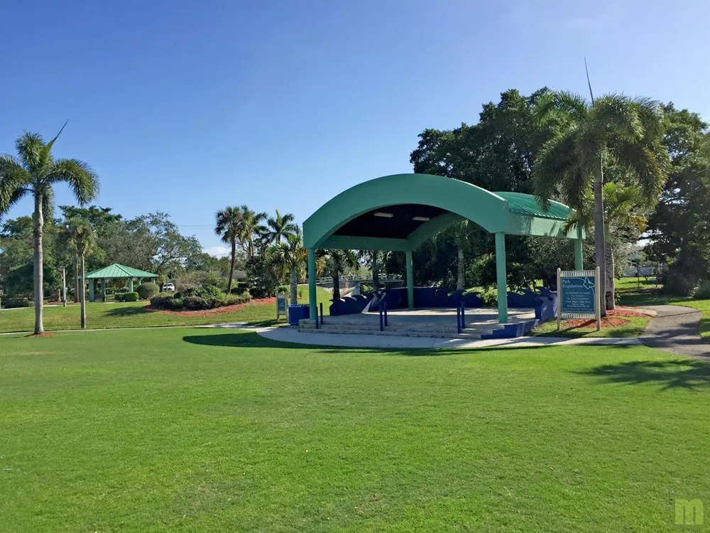291 Lake Drive Coconut Creek, FL 33066