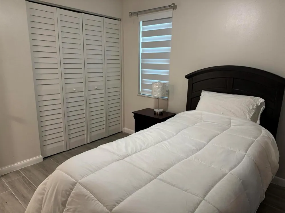 7142 GOLF COLONY COURT #206 Lake Worth, FL 33467
