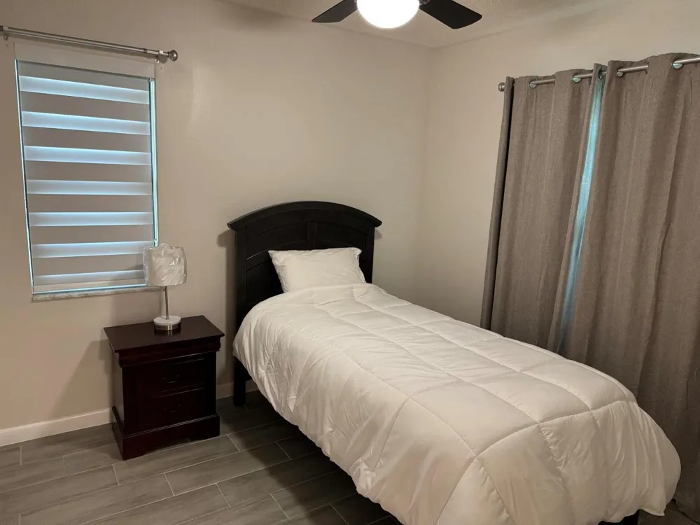 7142 GOLF COLONY COURT #206 Lake Worth, FL 33467