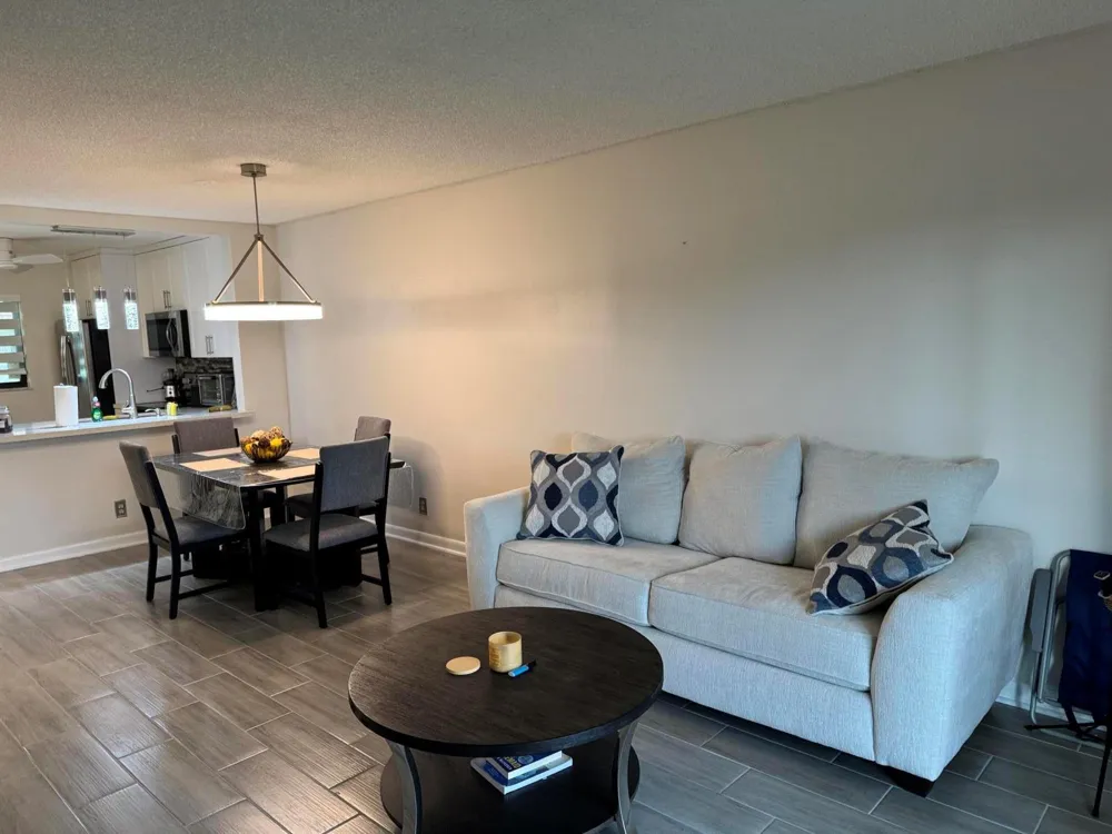 7142 GOLF COLONY COURT #206 Lake Worth, FL 33467