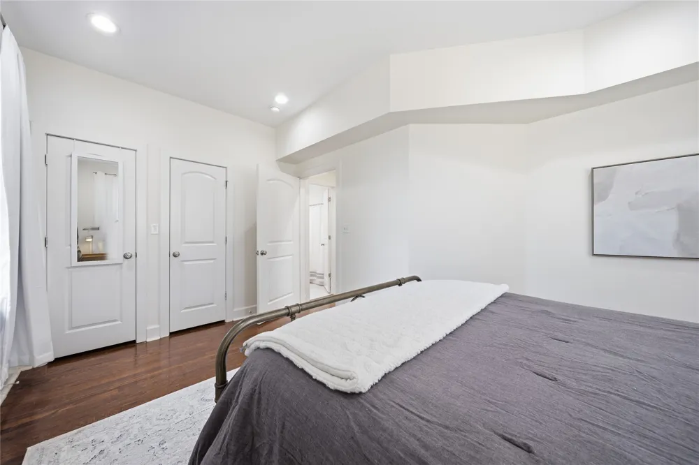 1238 S Elgin Avenue #A & B Tulsa, OK 74120