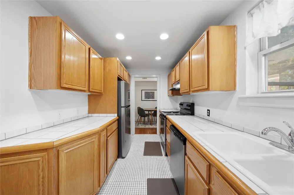 1238 S Elgin Avenue #A & B Tulsa, OK 74120