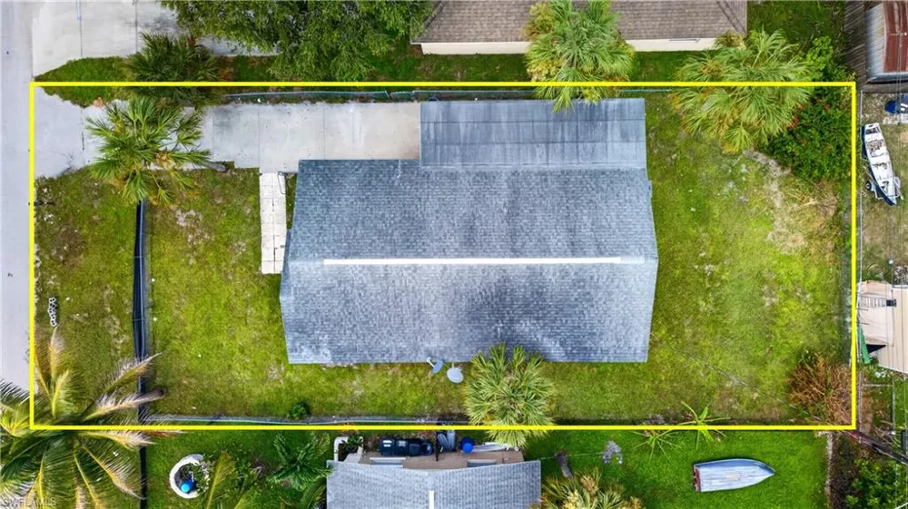 11535 Chapman Avenue Bonita Springs, FL 34135