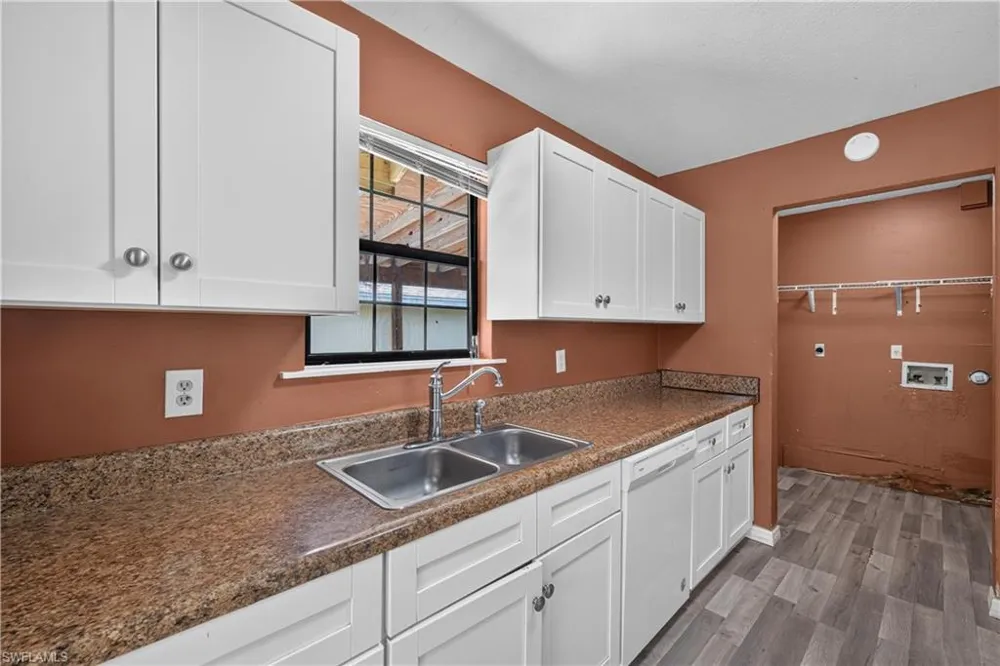 11535 Chapman Avenue Bonita Springs, FL 34135