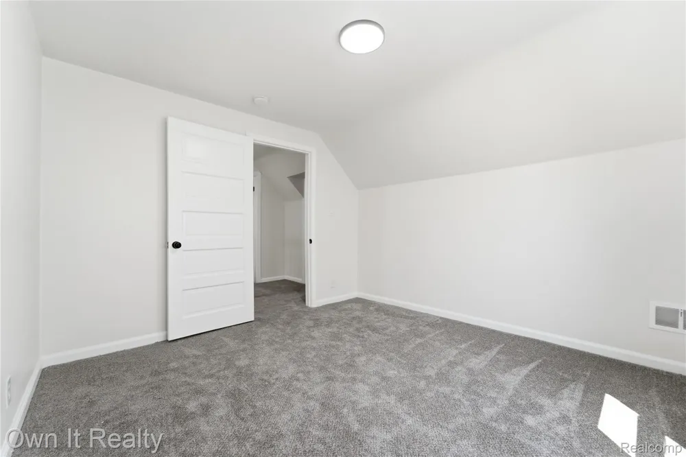 168 Kerby Road Grosse Pointe Farms City, MI 48236