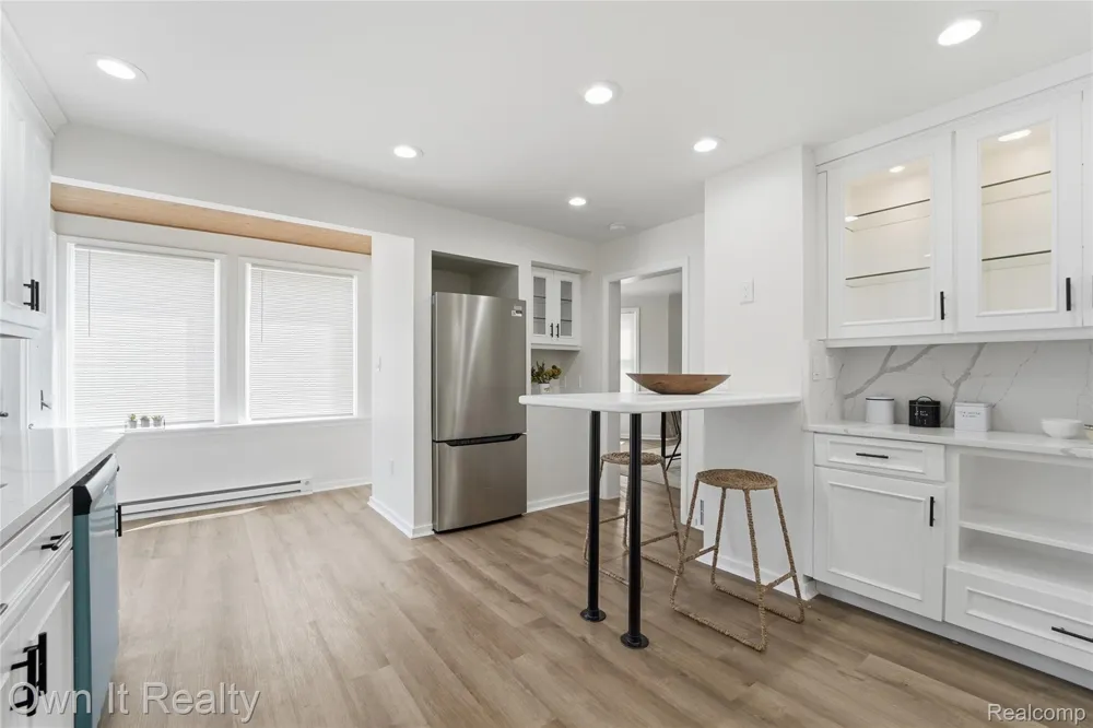 168 Kerby Road Grosse Pointe Farms City, MI 48236