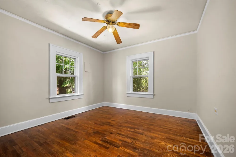 375 E King Street East Flat Rock, NC 28726