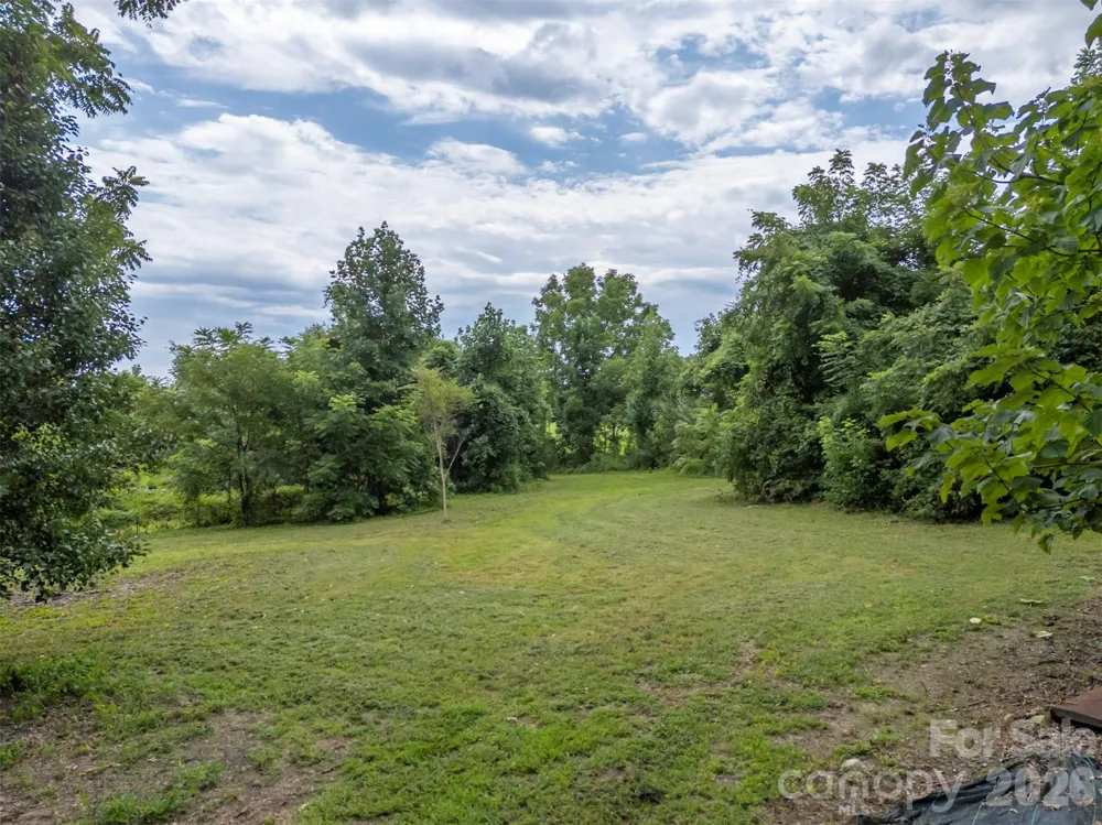 375 E King Street East Flat Rock, NC 28726