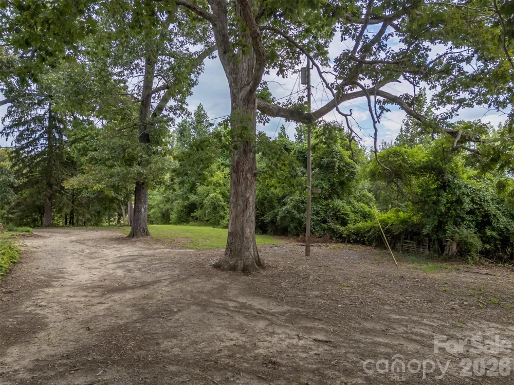 375 E King Street East Flat Rock, NC 28726