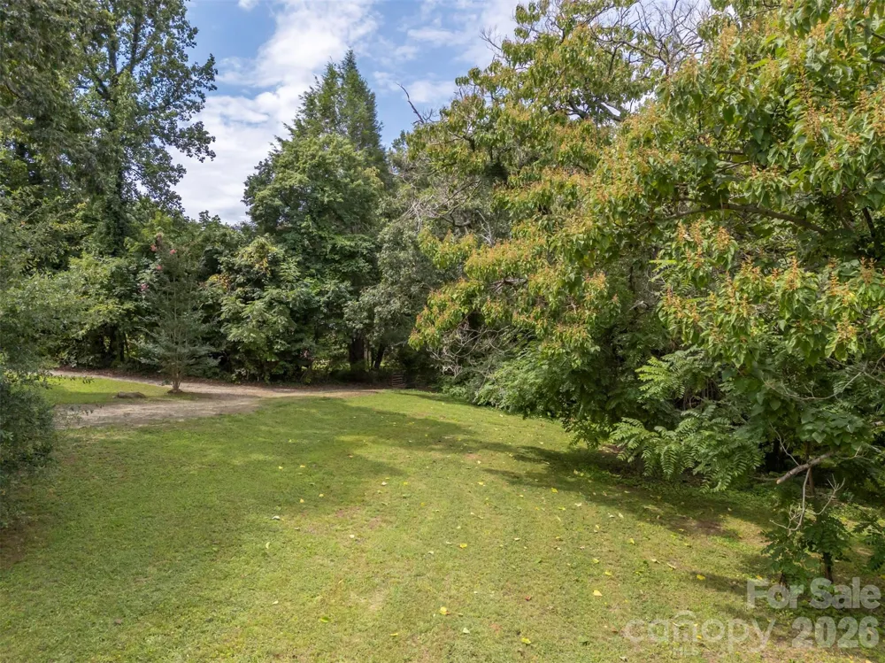 375 E King Street East Flat Rock, NC 28726