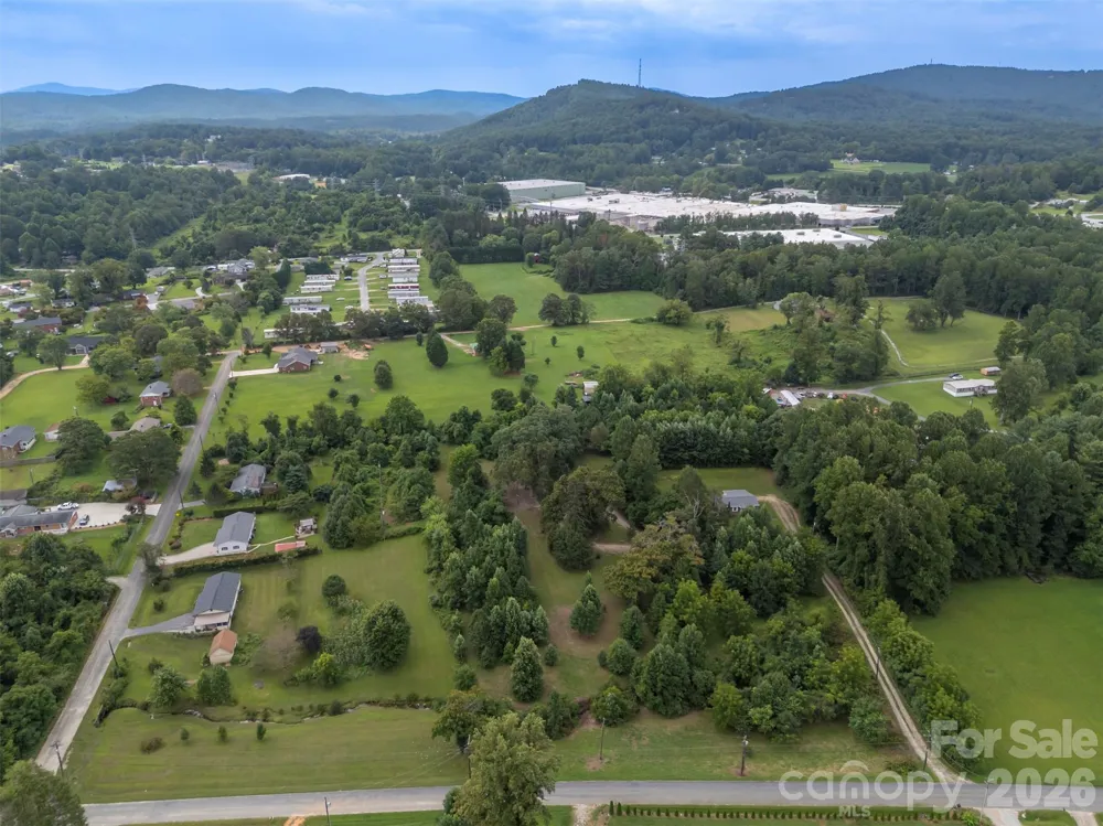 375 E King Street East Flat Rock, NC 28726