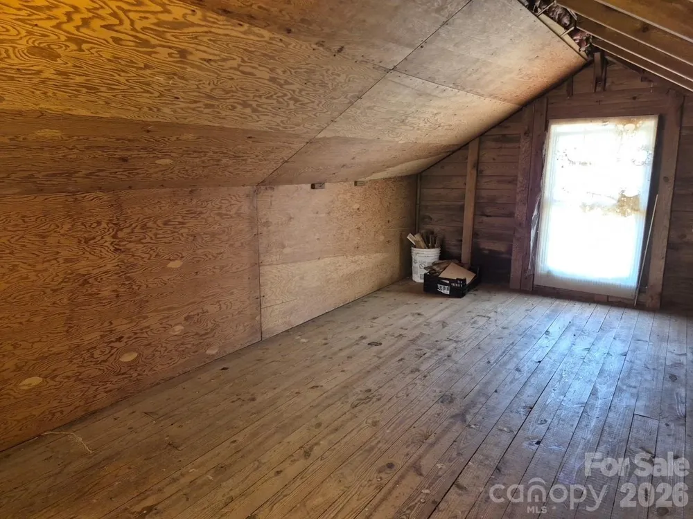 375 E King Street East Flat Rock, NC 28726