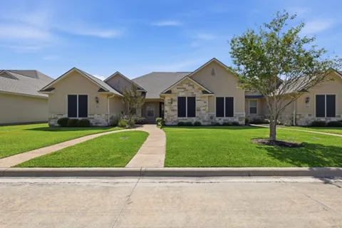 3810 Blackhawk Lane