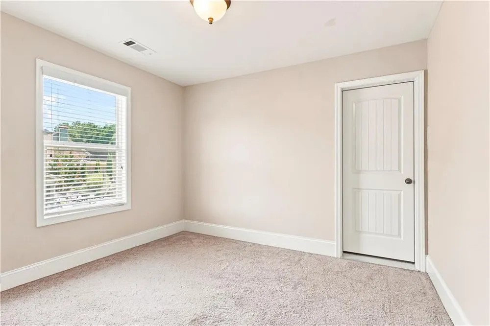 308 Taylor Leigh Court Ball Ground, GA 30107