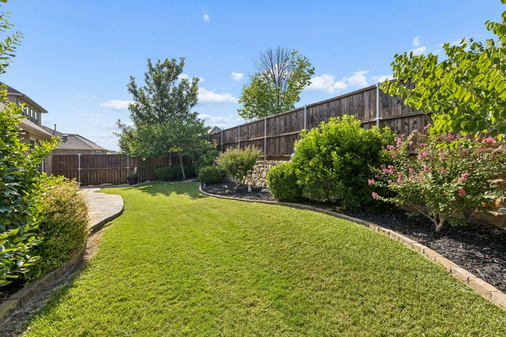1120 Parkdale Drive Northlake, TX 76226