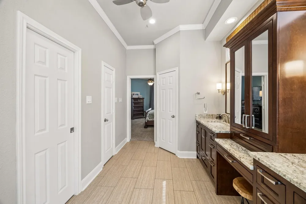 1822 Winter Grape Lane Kingwood, TX 77345