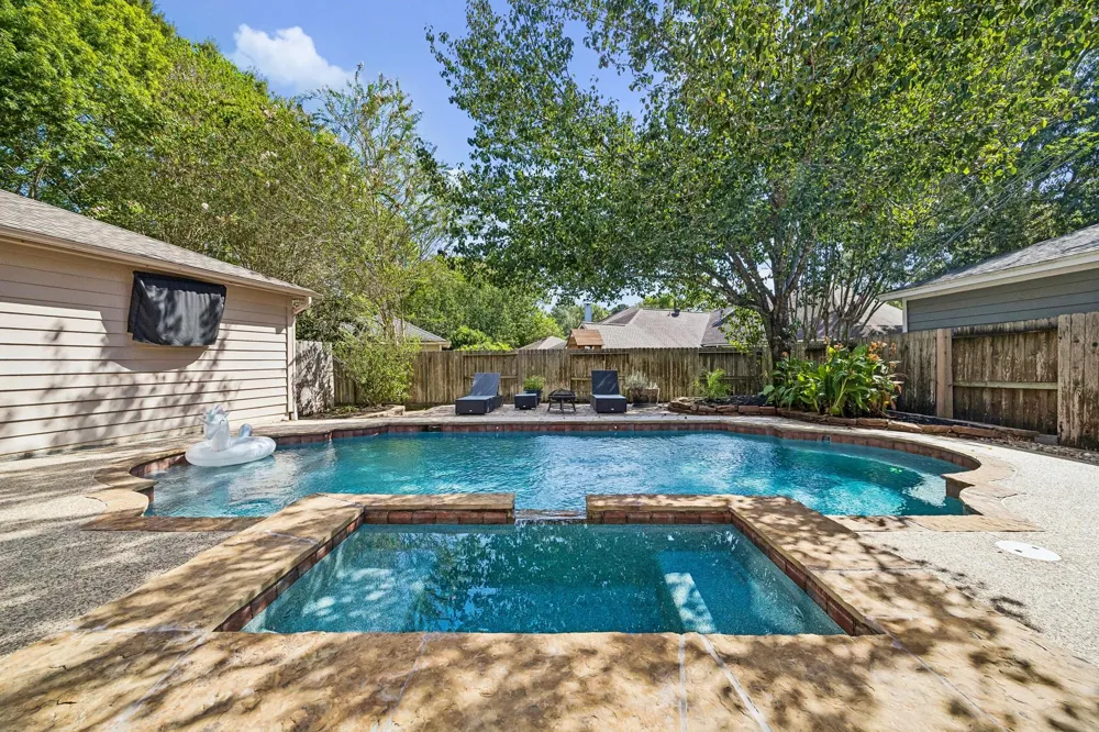 1822 Winter Grape Lane Kingwood, TX 77345