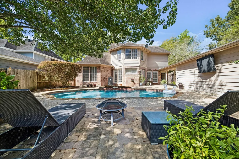 1822 Winter Grape Lane Kingwood, TX 77345
