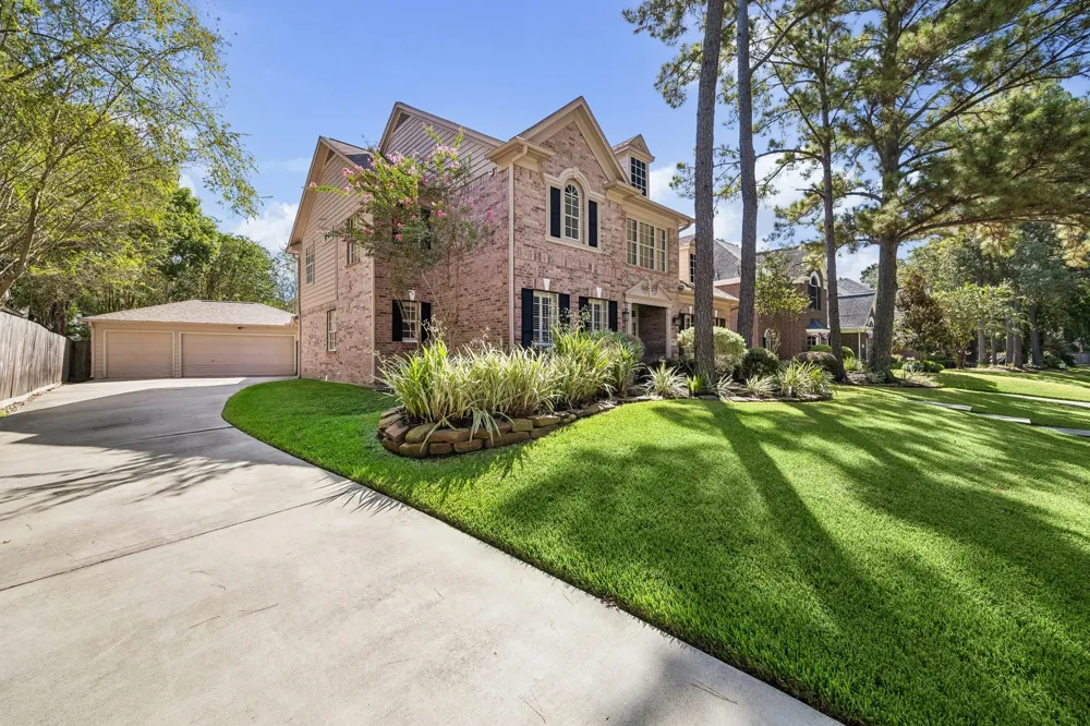 1822 Winter Grape Lane Kingwood, TX 77345