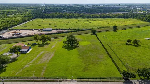 5706 S Acres Drive