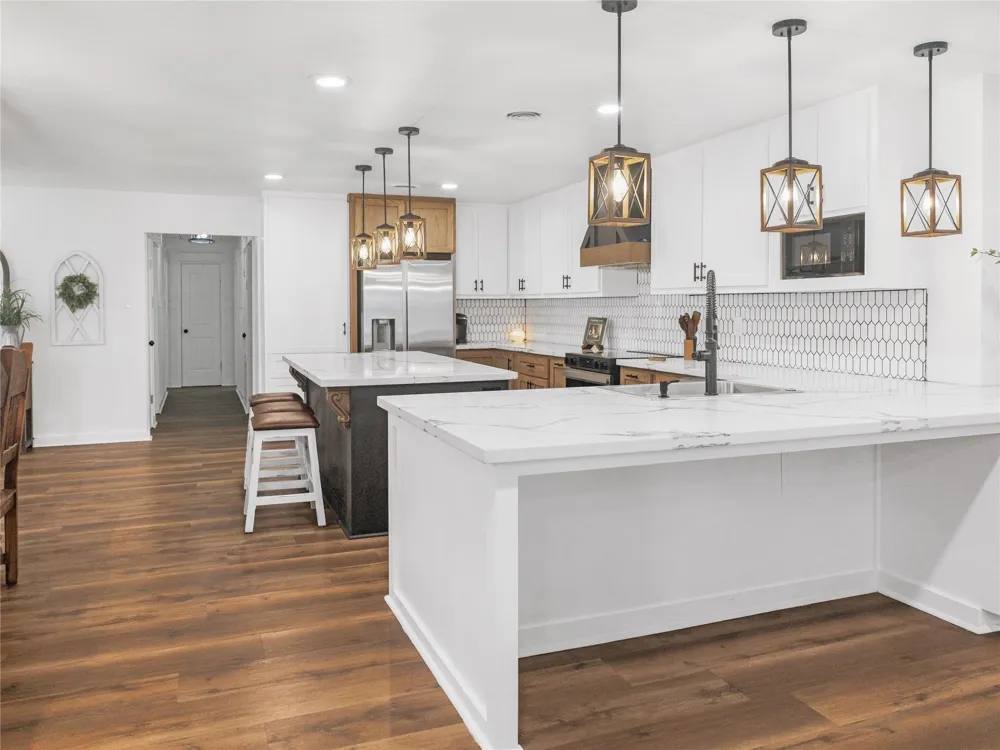 1409 Kathy Avenue Sealy, TX 77474