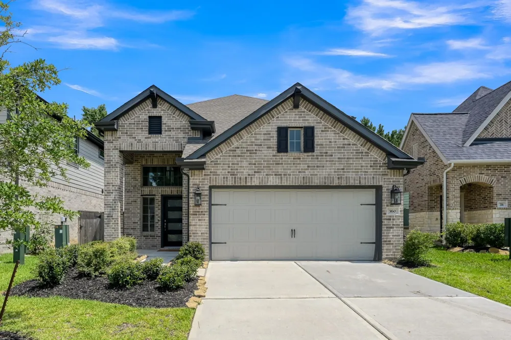 360 Rise Lane Montgomery, TX 77316