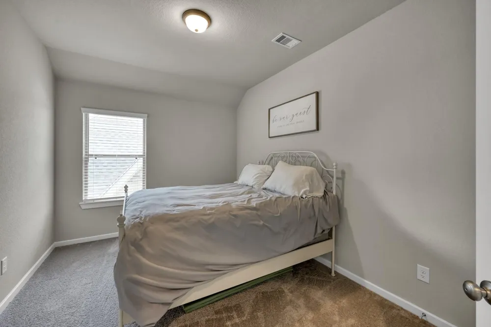 360 Rise Lane Montgomery, TX 77316
