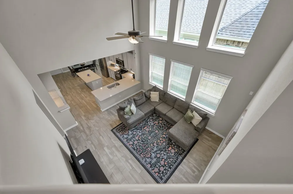 360 Rise Lane Montgomery, TX 77316