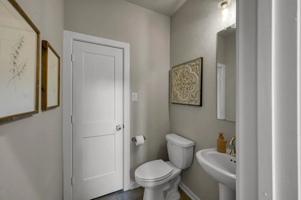 360 Rise Lane Montgomery, TX 77316