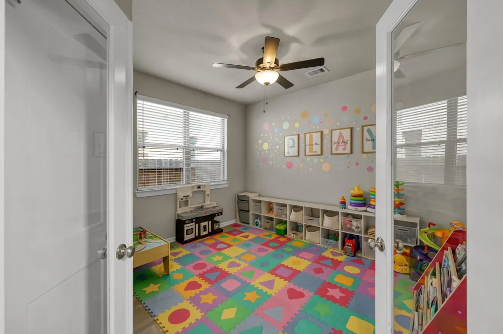 360 Rise Lane Montgomery, TX 77316
