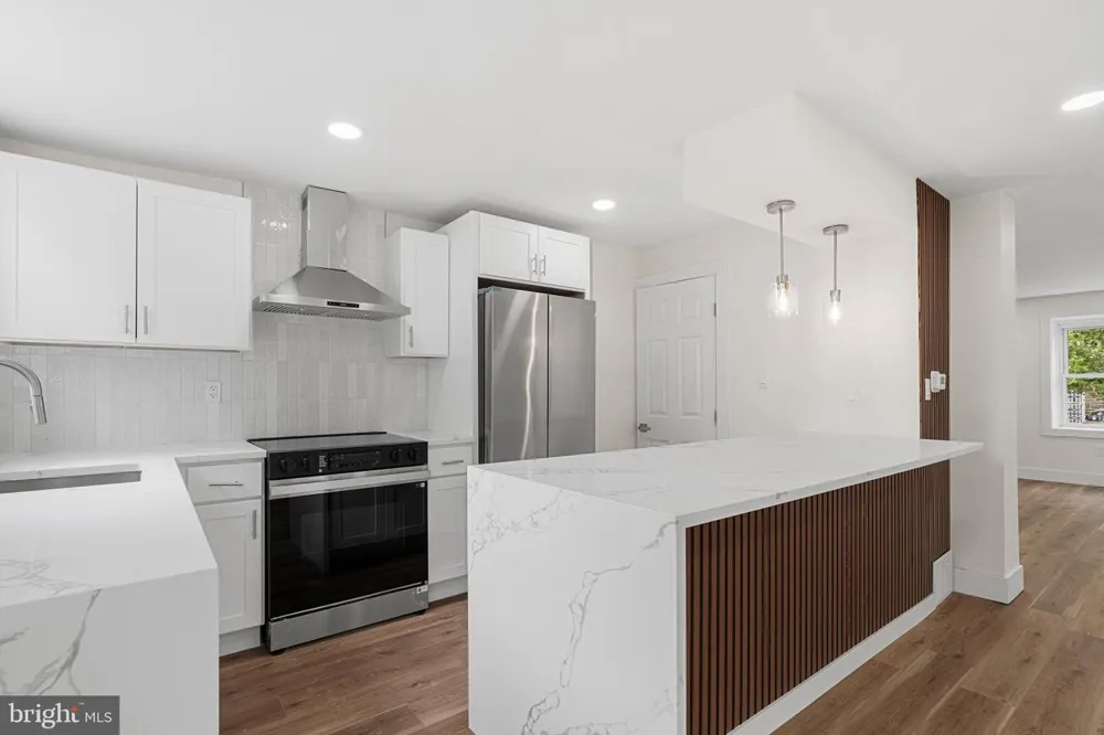 7270 CORNELIUS STREET Philadelphia, PA 19138