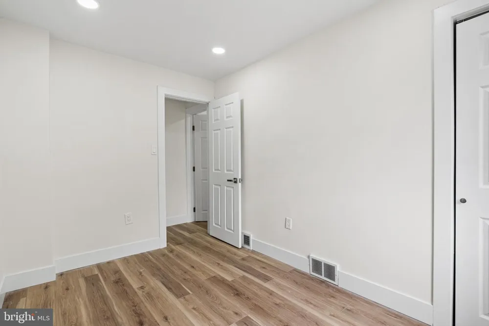 7270 CORNELIUS STREET Philadelphia, PA 19138