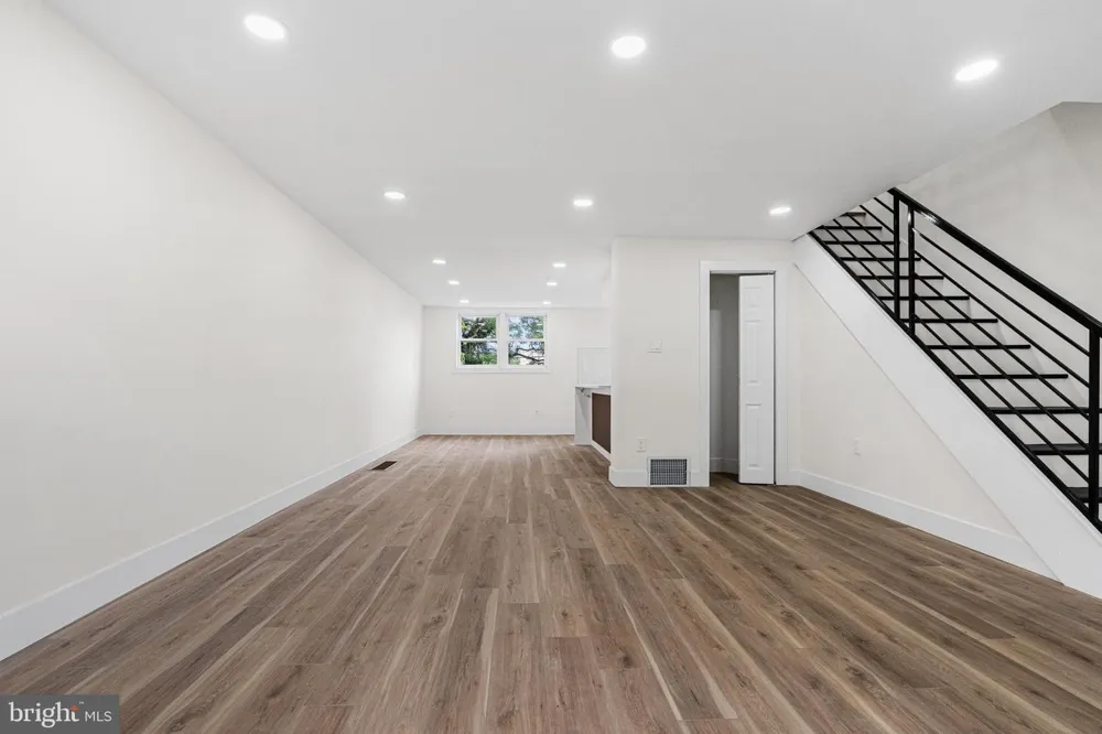 7270 CORNELIUS STREET Philadelphia, PA 19138