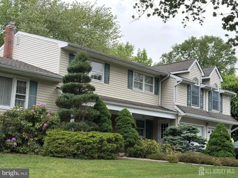 19 ANNETTE DRIVE