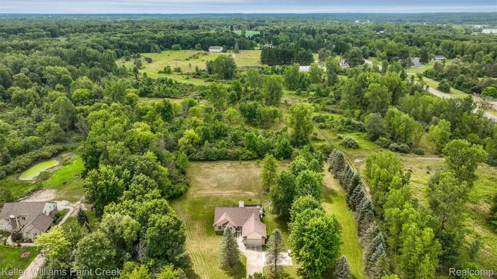 210 Mayfield Addison Township, MI 48367