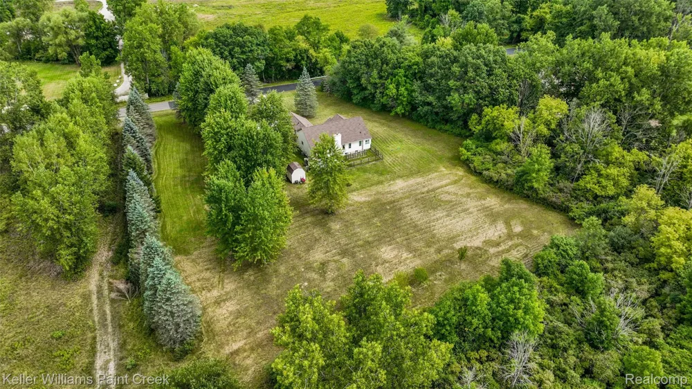 210 Mayfield Addison Township, MI 48367