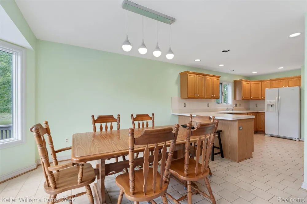 210 Mayfield Addison Township, MI 48367