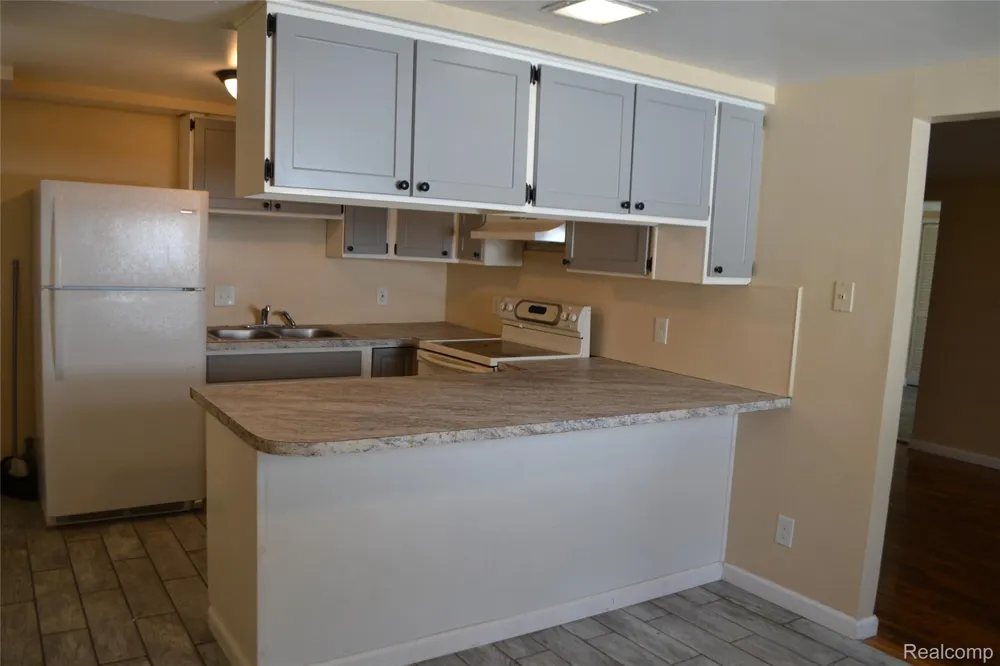 4265 Van Slyke Road Flint Charter Township, MI 48507