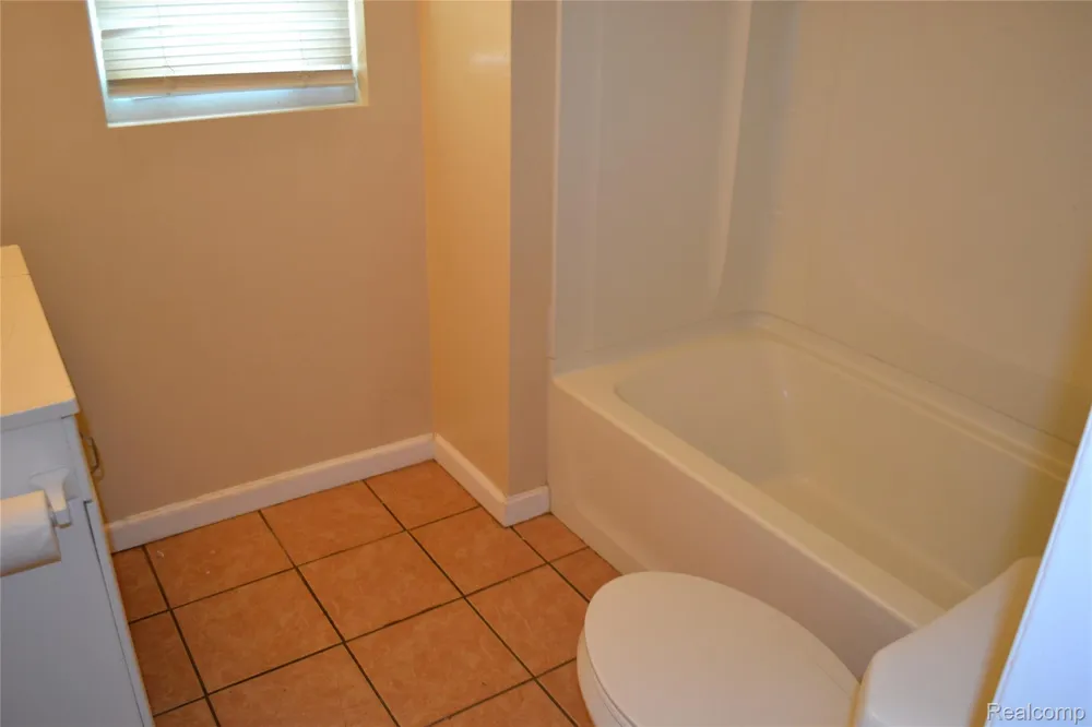 4265 Van Slyke Road Flint Charter Township, MI 48507