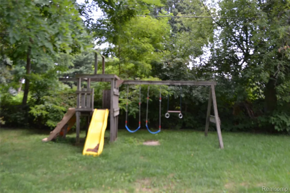 4265 Van Slyke Road Flint Charter Township, MI 48507