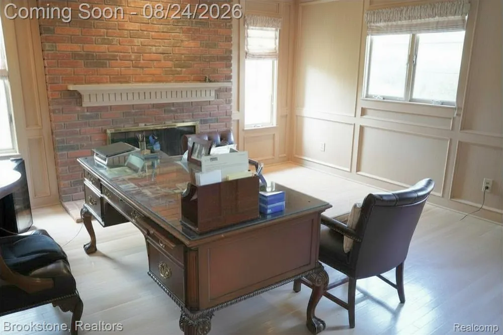 9598 Burning Tree Drive Grand Blanc Charter Township, MI 48439