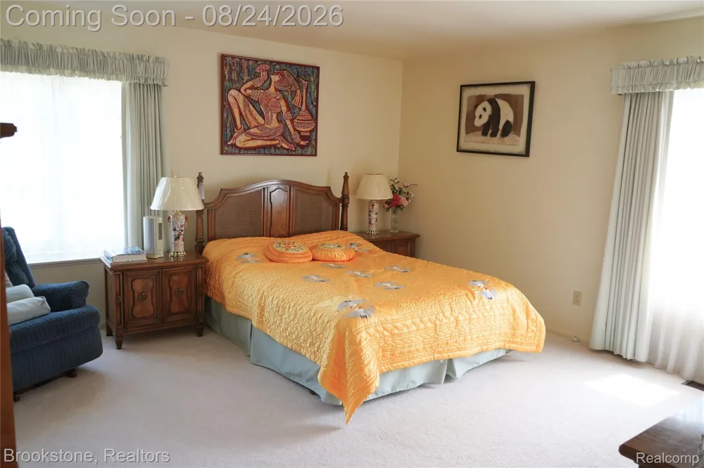 9598 Burning Tree Drive Grand Blanc Charter Township, MI 48439