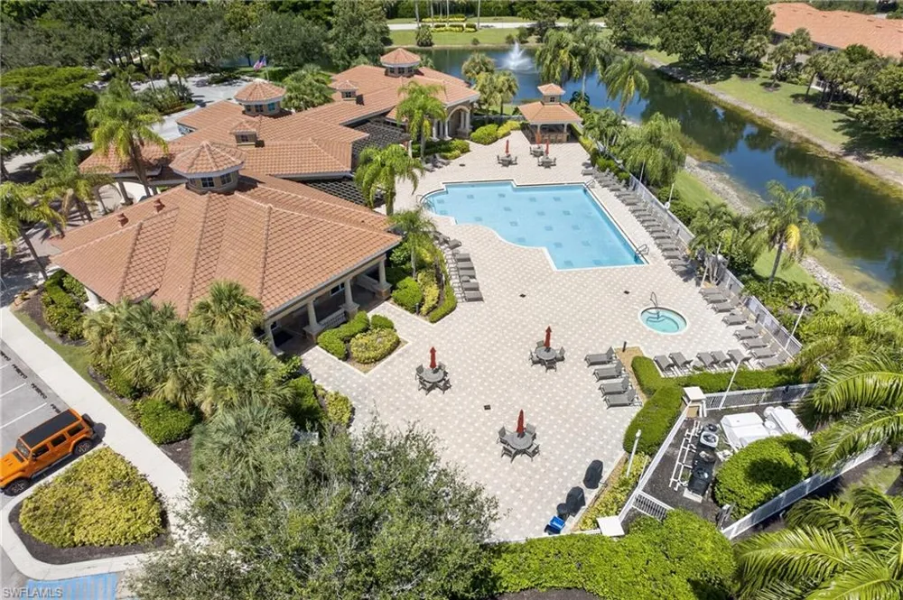 13954 Bently Circle Fort Myers, FL 33912