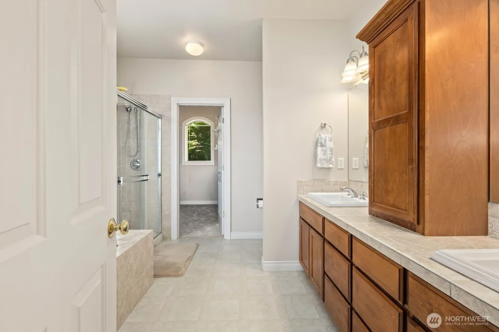 9615 183rd Avenue E Bonney Lake, WA 98391