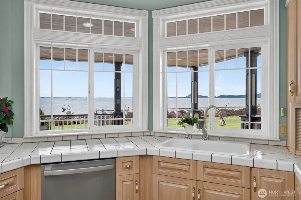 30 Cherry Street Chinook, WA 98614